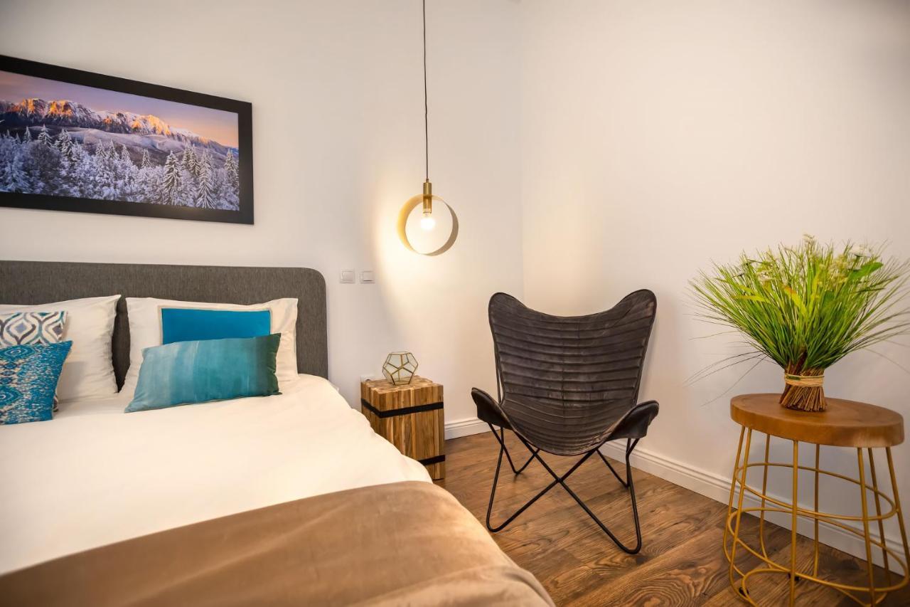 Venice Boutique Aparthotel Braszów Zewnętrze zdjęcie